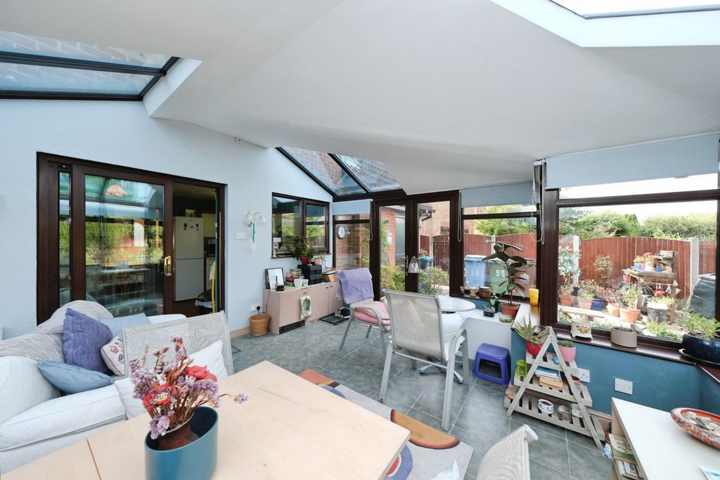 Property photo 3 of 20 Img_7625