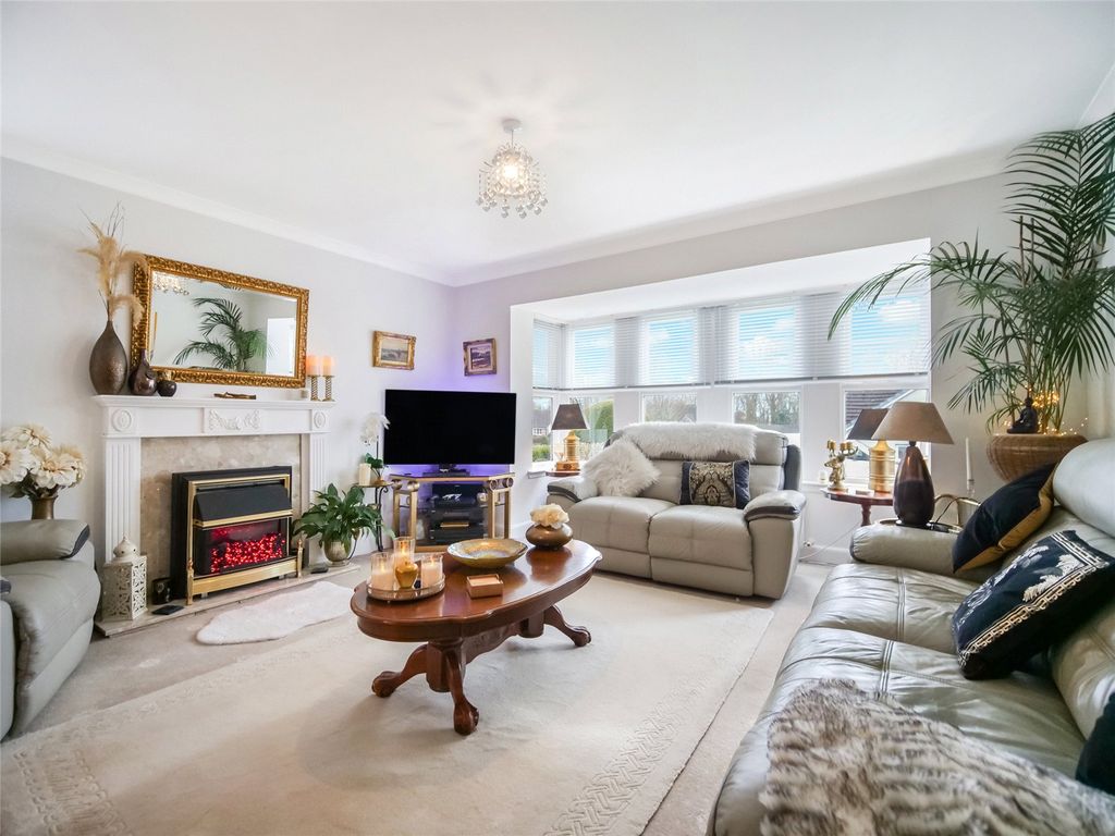 Property photo 2 of 17 Living Room