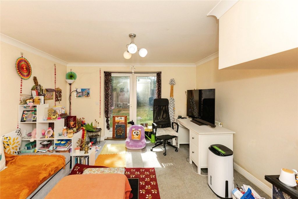 Property photo 2 of 10 Picture No. 05