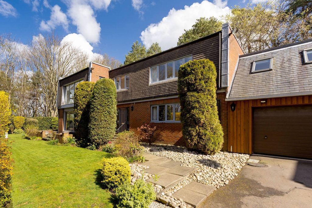 Property photo 1 of 33 Current Frontage