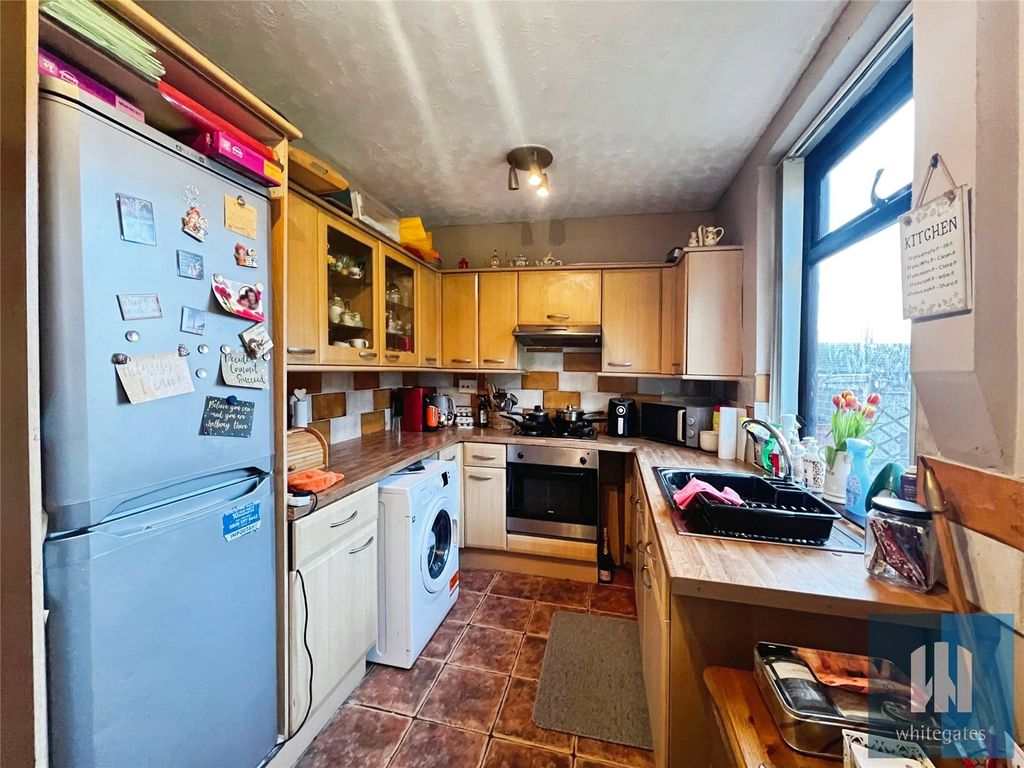 Property photo 3 of 17 Picture No. 10