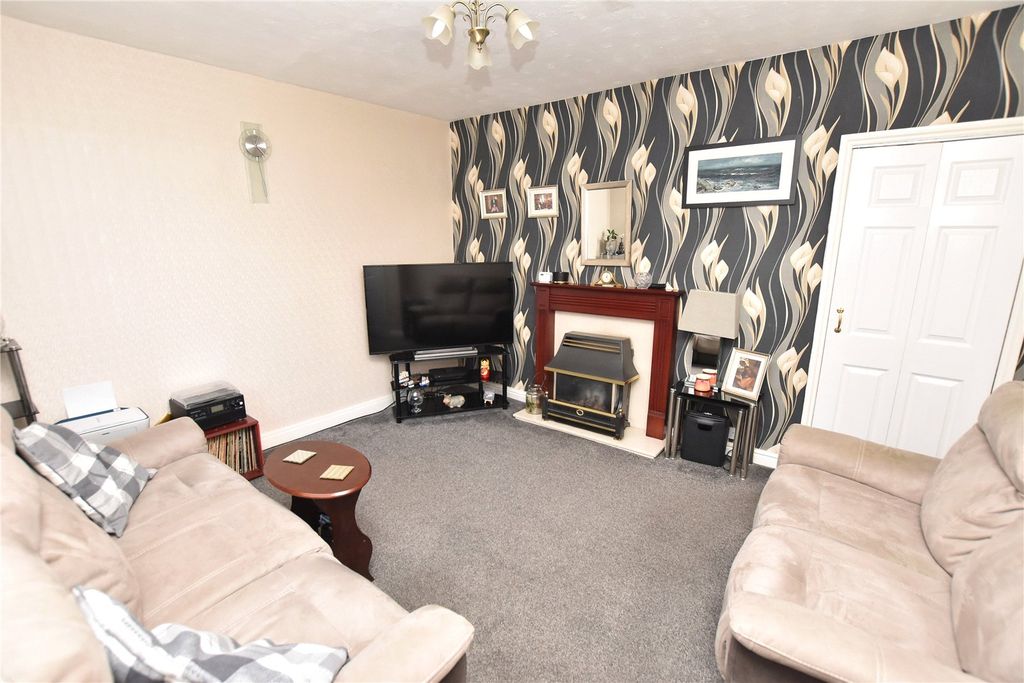 Property photo 2 of 14 Picture No. 01