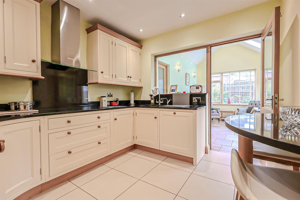 Property photo 2 of 24 Img_4853.Jpg