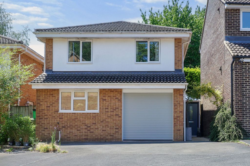 Property photo 1 of 19