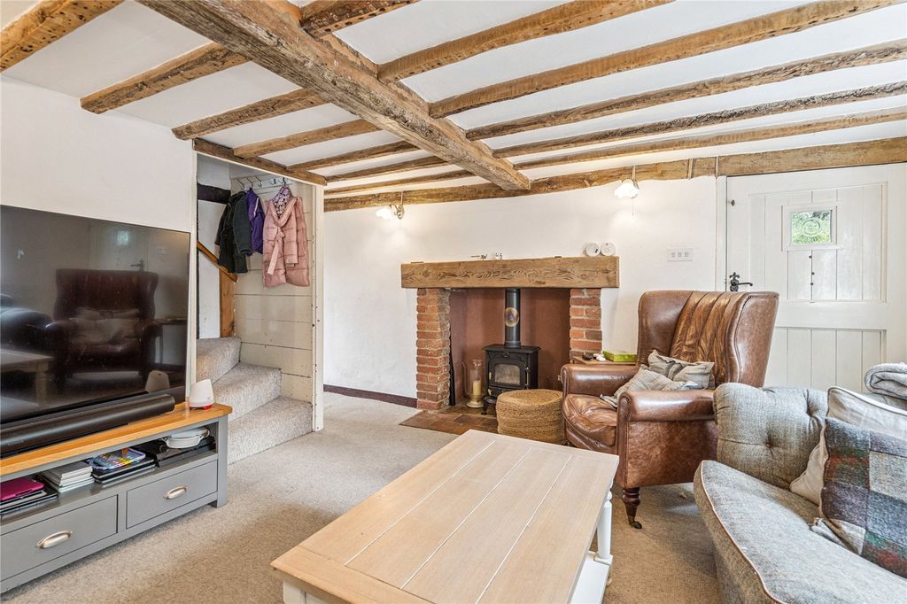 Property photo 3 of 17 Sitting Room