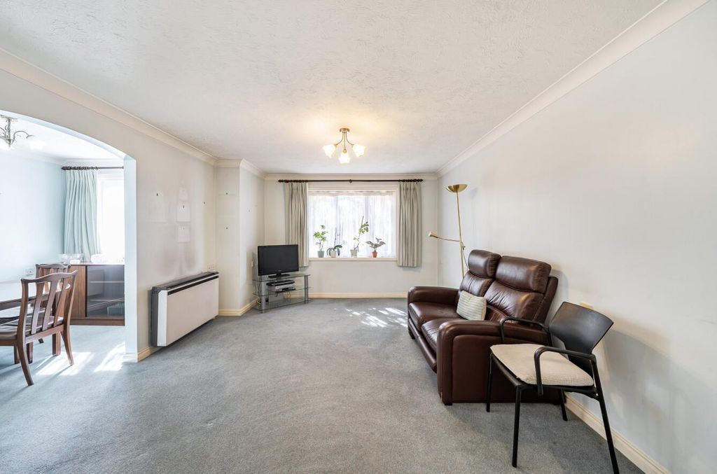 Property photo 3 of 10 Davidson Frost-Wellings, Dfw, Ha7, Pembroke Lodge,