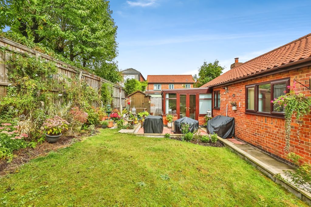 Property photo 2 of 15