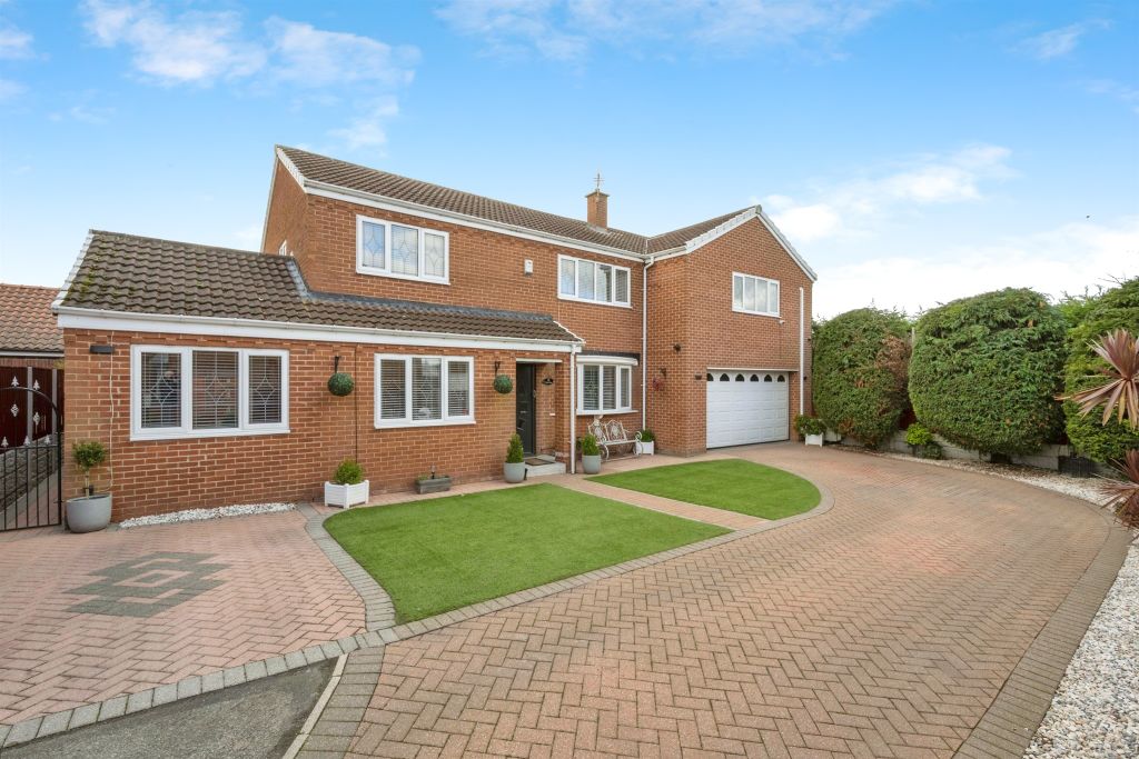 Property photo 1 of 17