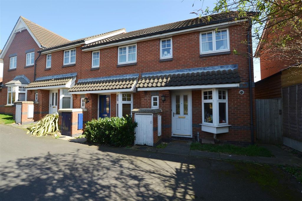 Property photo 1 of 8