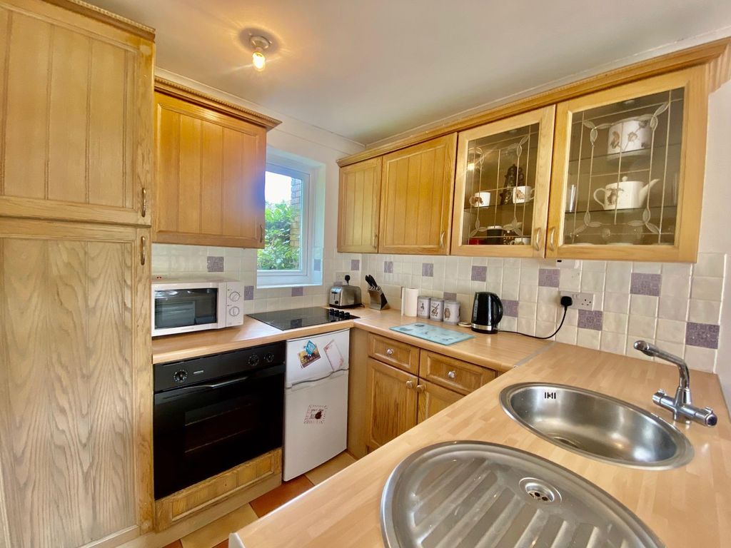 Property photo 2 of 7 Image