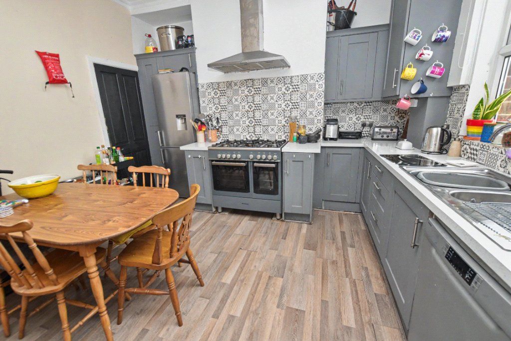 Property photo 3 of 15 Kitchen/Diner