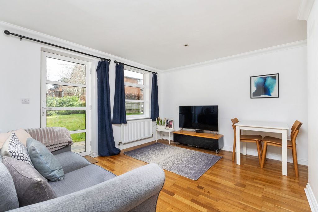 Property photo 3 of 7