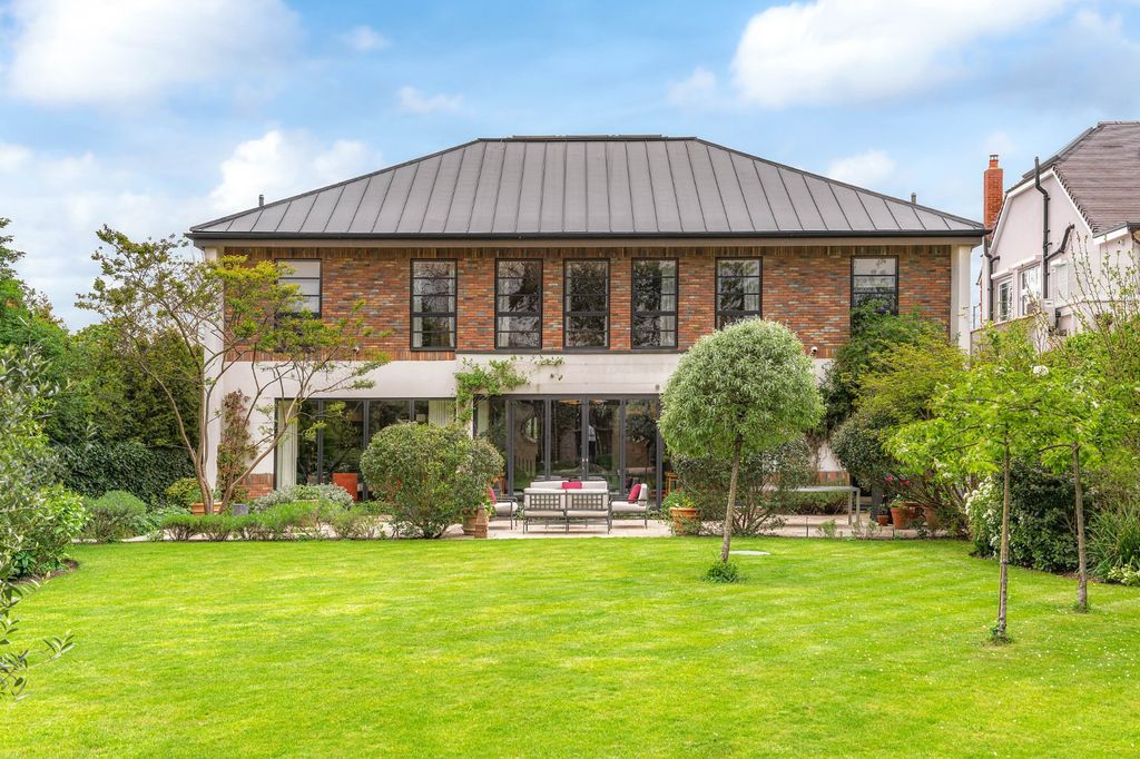 Property photo 1 of 23 Picture No. 17