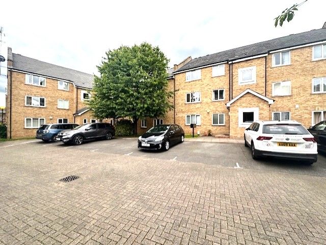 Property photo 2 of 11