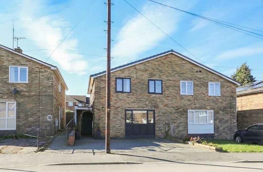 Property photo 1 of 21