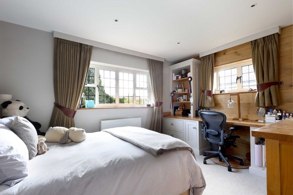 Additional image 17 of 6 bed detached house for saleHogback Wood Road, Beaconsfield, Buckinghamshire HP9