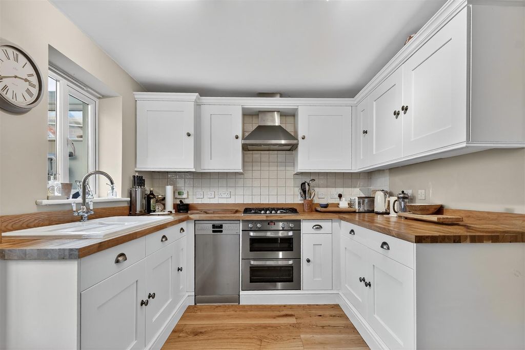 Property photo 2 of 16 Img_3641.Jpg