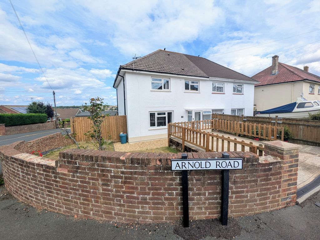Property photo 2 of 36