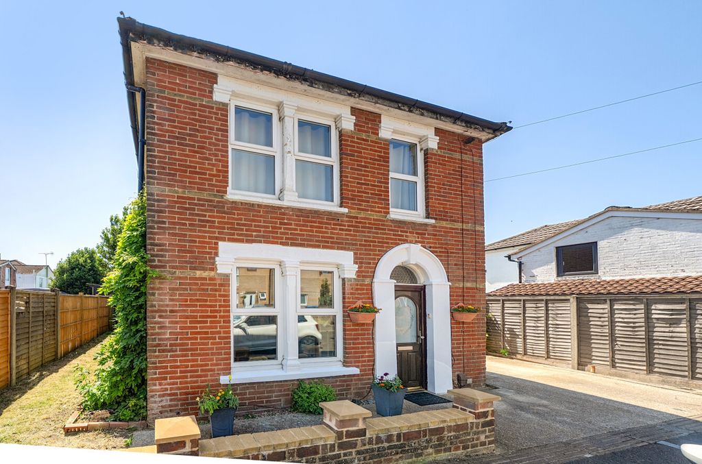 Property photo 1 of 13 1483178-2-6A3d6Dd...