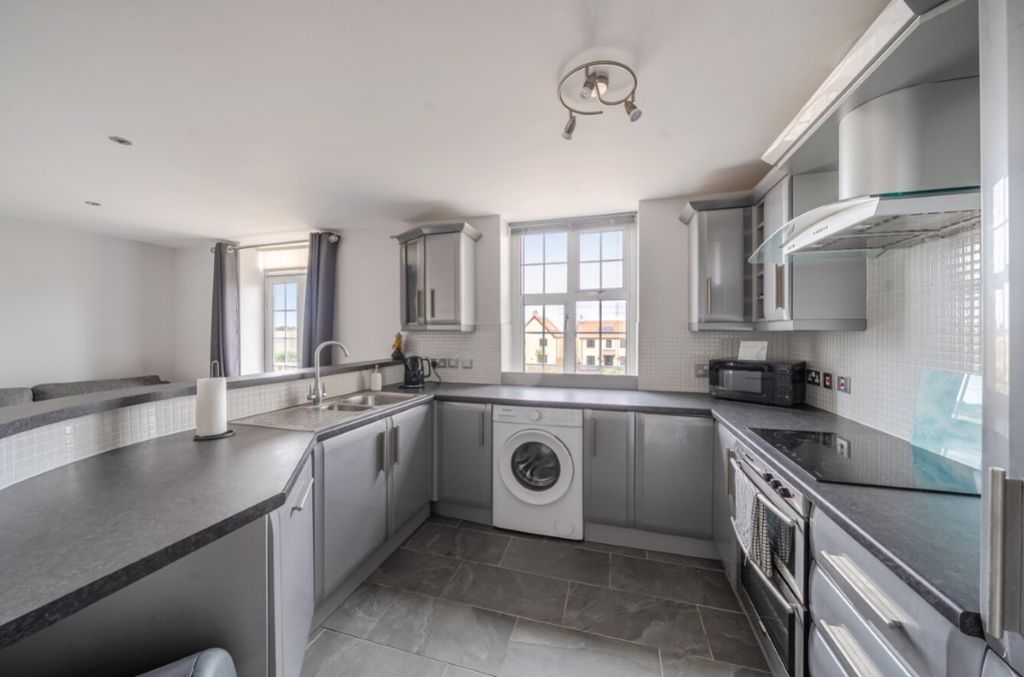 Property photo 3 of 11 3-6A749Bef05Dde-1502244-19Fd77E7387Fa-4-3