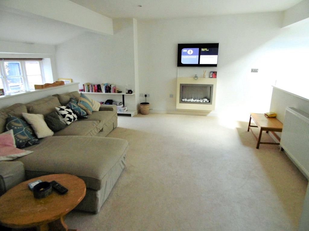Property photo 2 of 9 Picture No. 05
