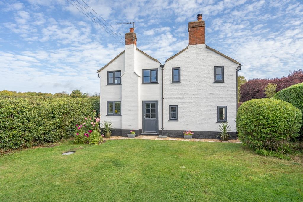 Property photo 3 of 28