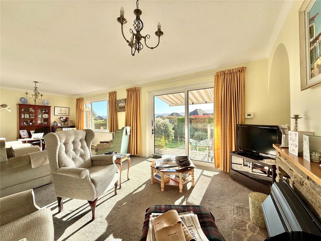 Property photo 2 of 13 Picture No. 14