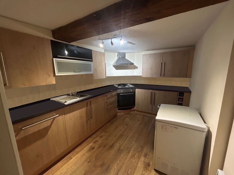 Property photo 3 of 10 Photo 3