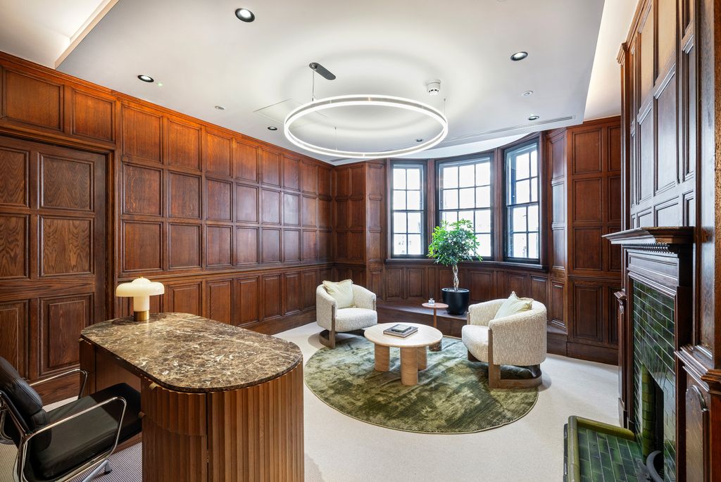 Property photo 2 of 18 Secret Room