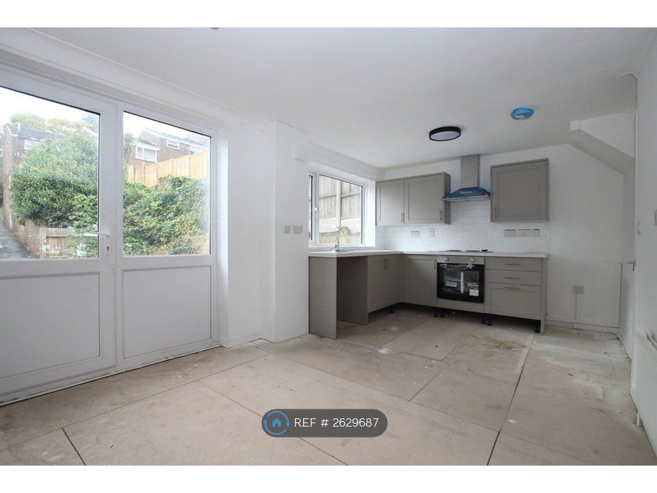 Property photo 3 of 7