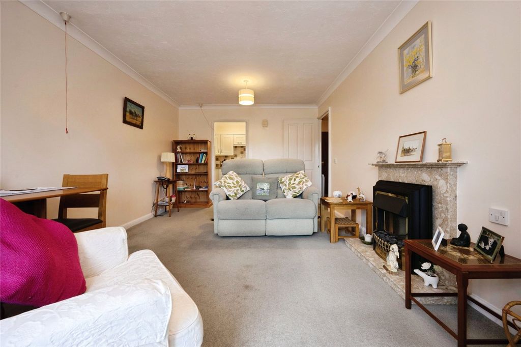 Property photo 3 of 12 Picture No. 20