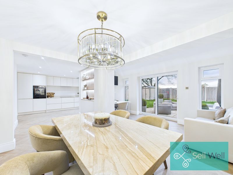 Property photo 3 of 35 Kitchen Dinning Family Room