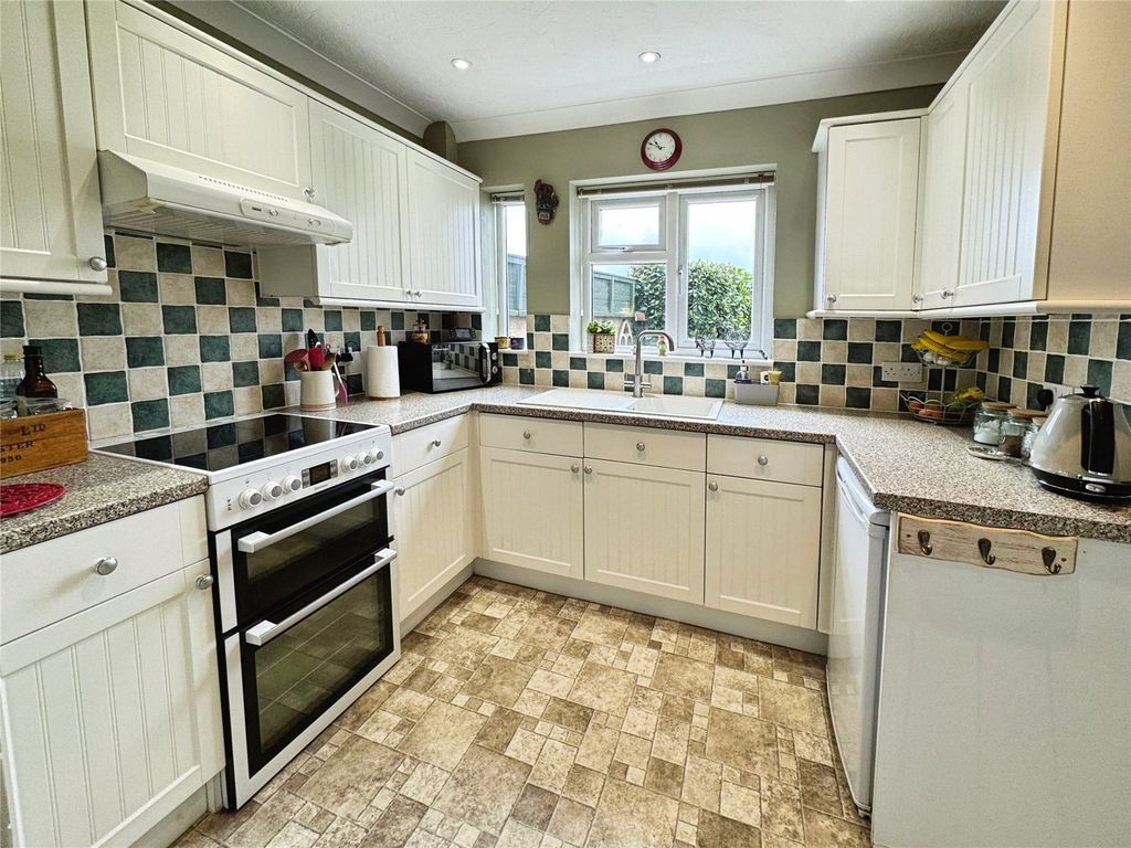 Property photo 2 of 19 Picture No. 03