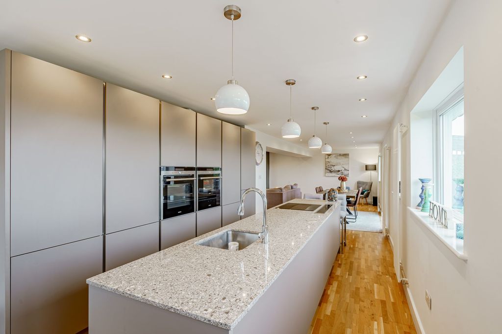 Property photo 2 of 56