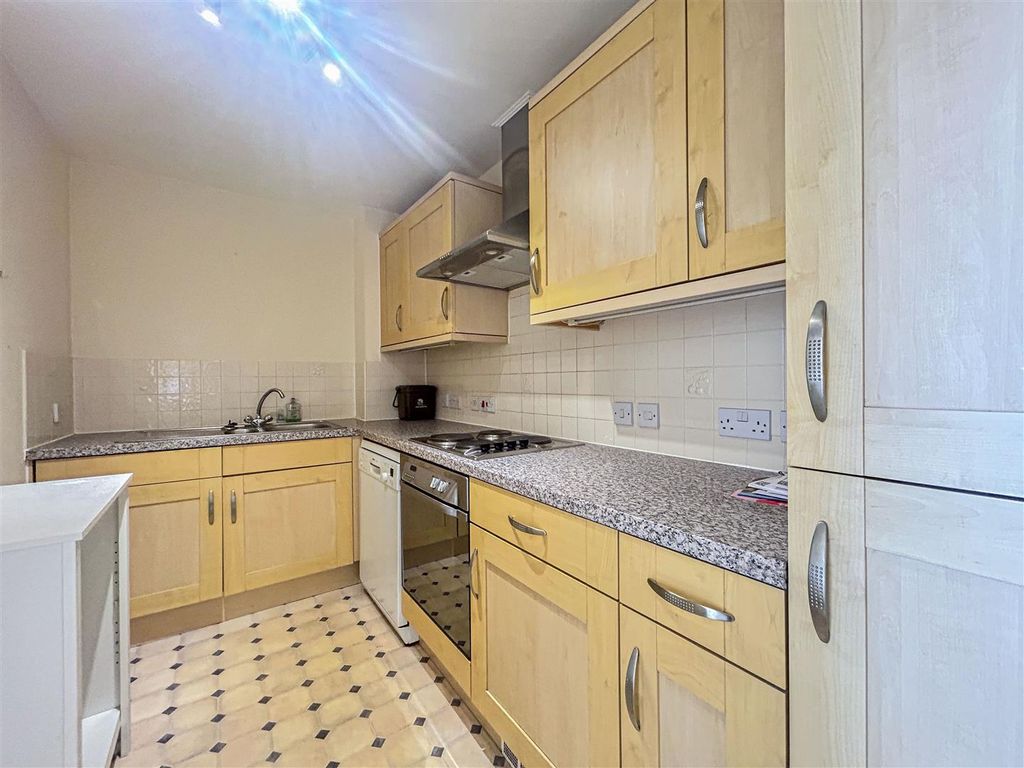 Property photo 3 of 12 Img_0746.Jpg