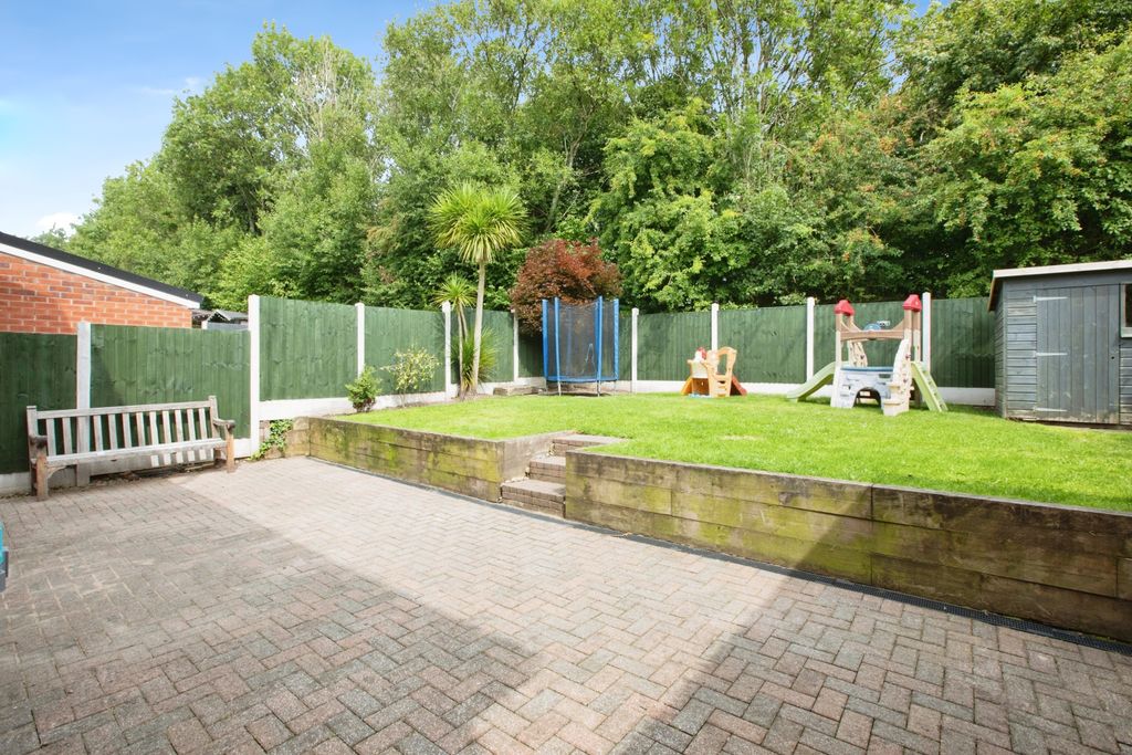 Property photo 2 of 20 Img_2399