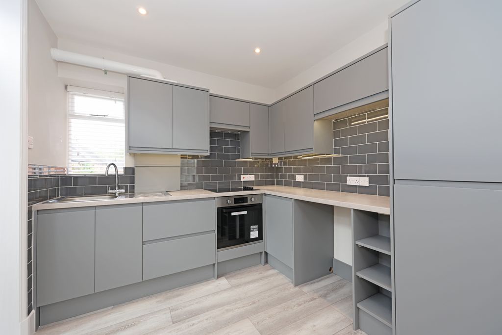 Property photo 2 of 12 3Y1A7225