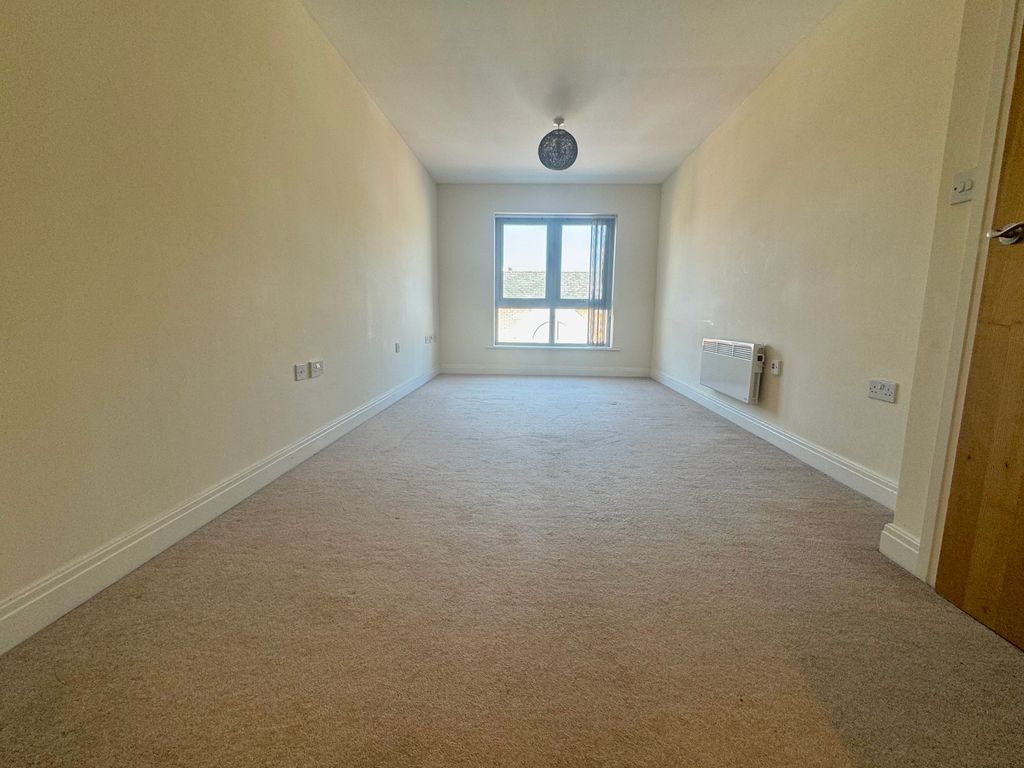Property photo 3 of 16 Img_7139