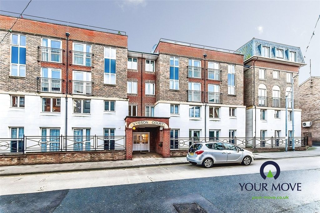 Property photo 1 of 11 External