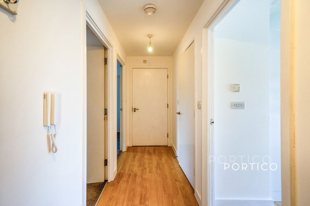 Property photo 3 of 19 Pbox-Img.Jpg