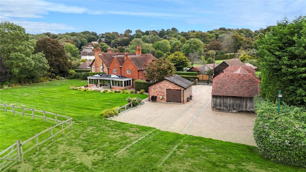 Property photo 3 of 32 Picture No. 45