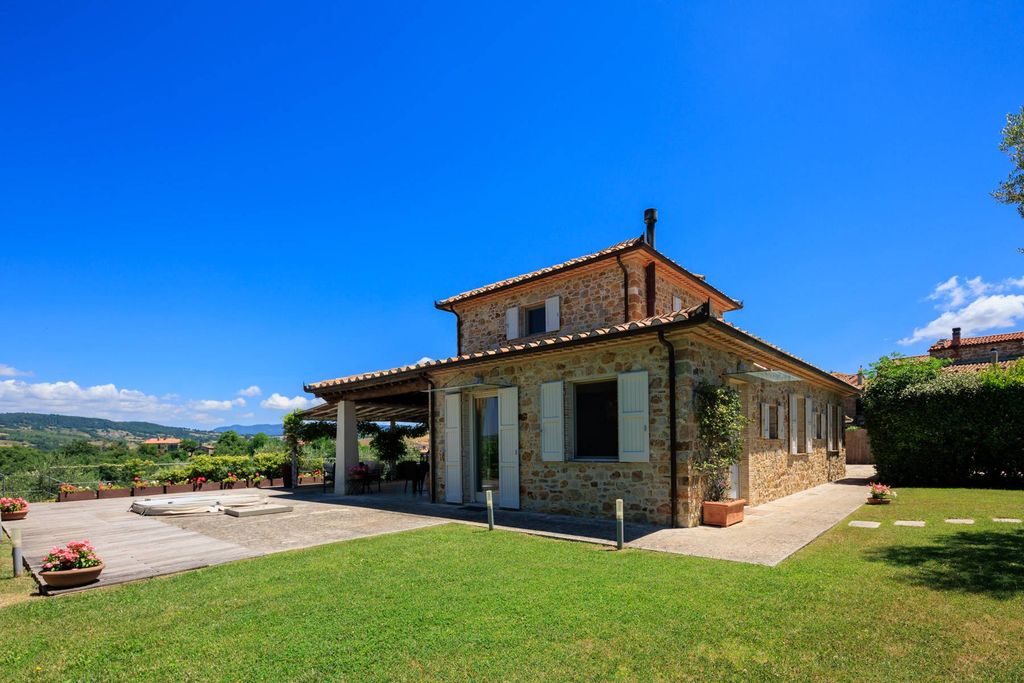 Property photo 1 of 30