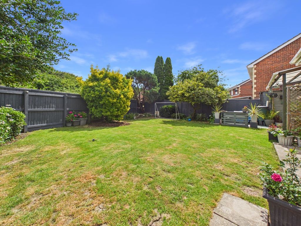 Property photo 3 of 22