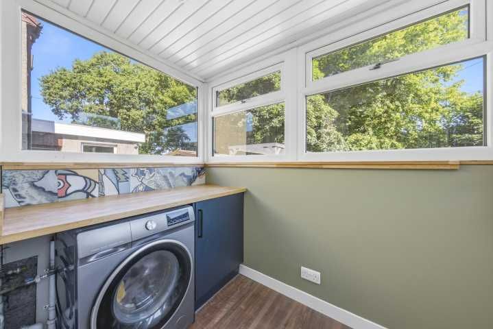 Property photo 3 of 31