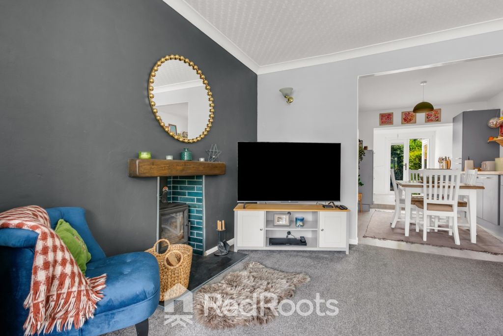Property photo 2 of 31 5218412