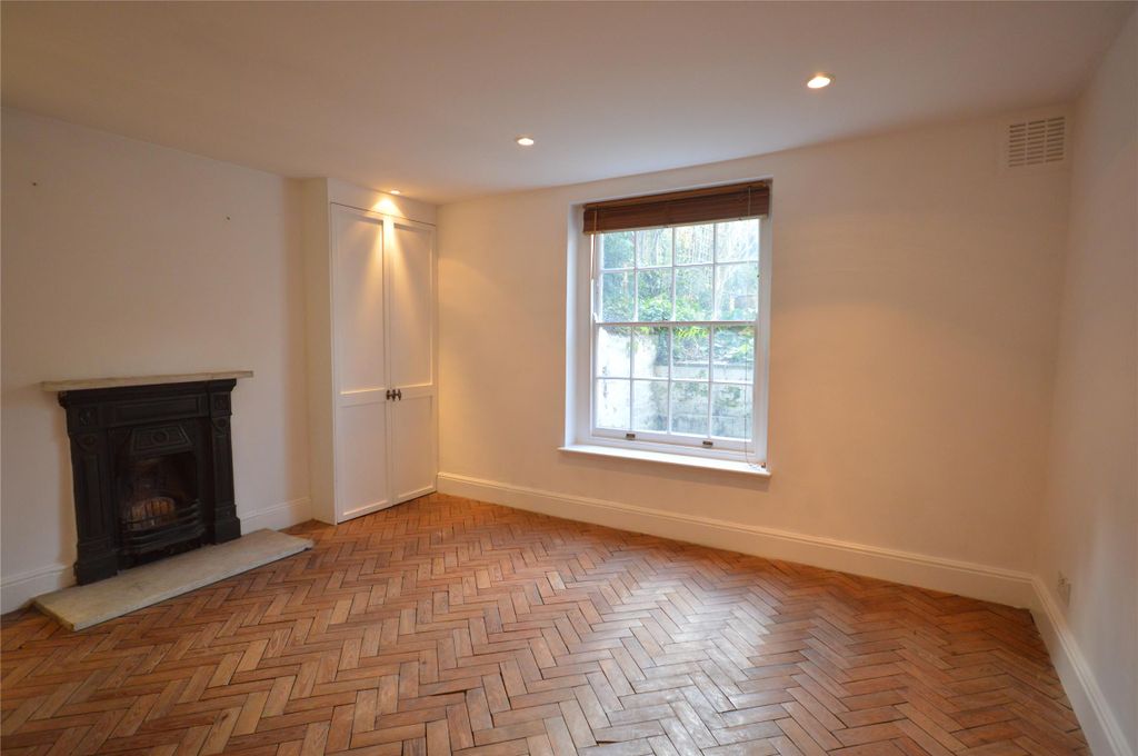 Property photo 3 of 4 \\172.24.32.4\Enterp