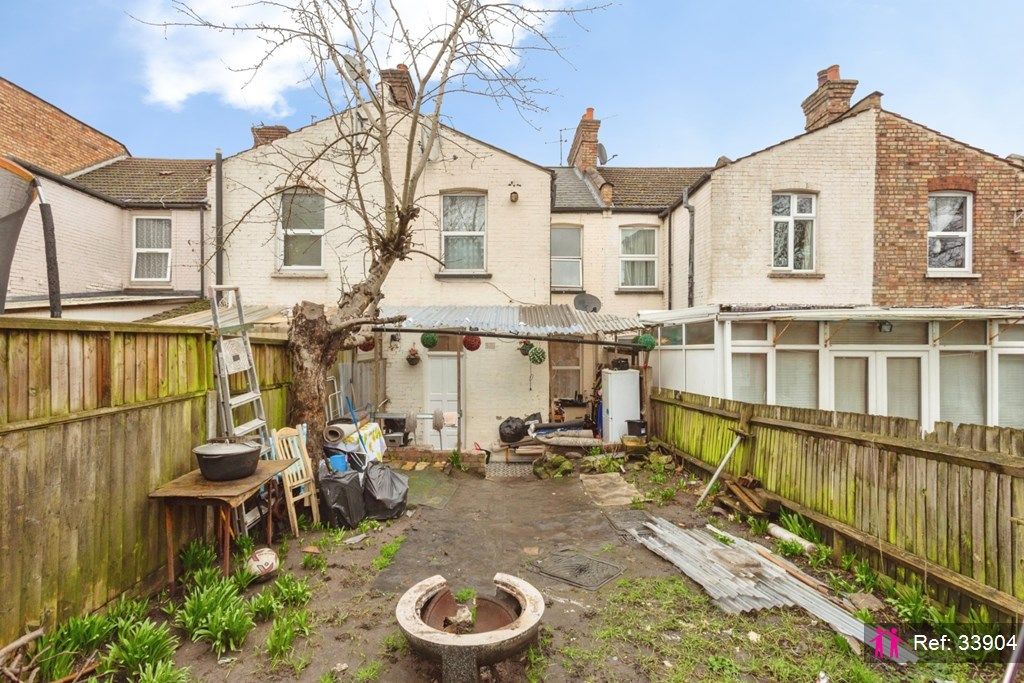 Property photo 3 of 10