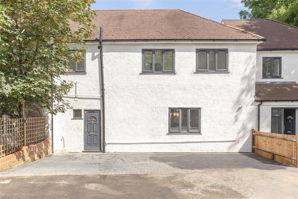 Property photo 1 of 16 Picture No. 18