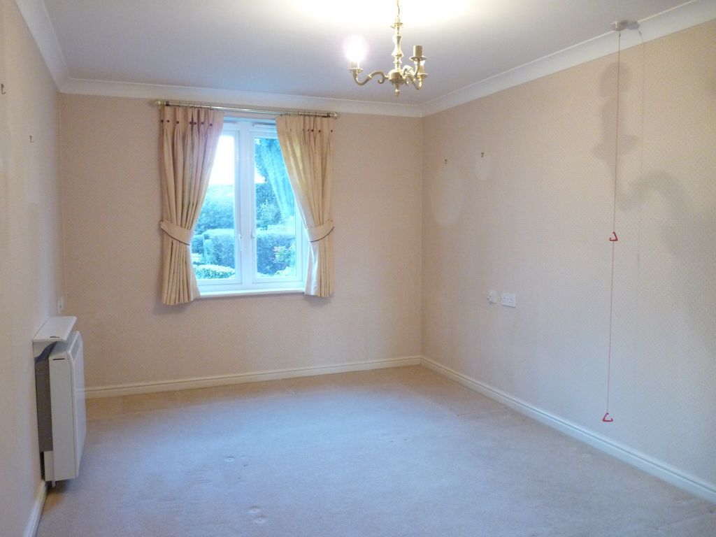 Property photo 3 of 11