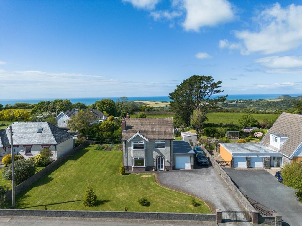 Property photo 1 of 65